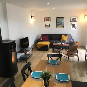  Ferienhaus Kercady 1